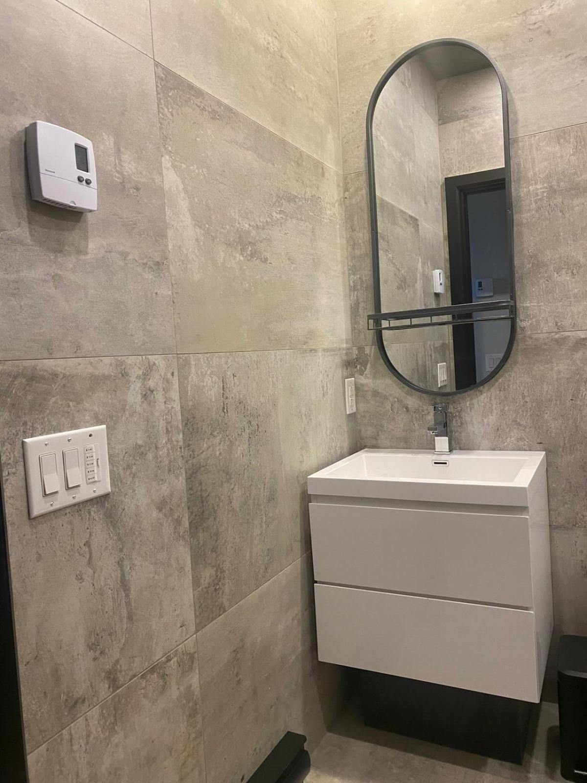 Private Room & Private Bathroom In Le Plateau Montreal Zewnętrze zdjęcie